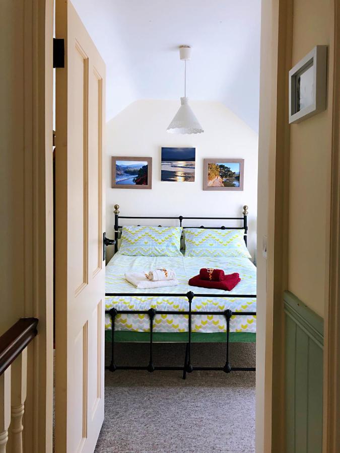 Streamside B And B With Parking Drimoleague 외부 사진